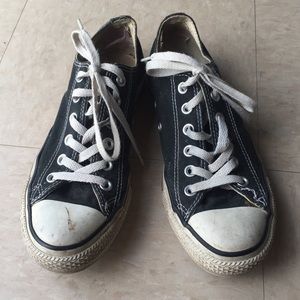 Black converse